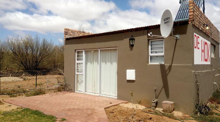 Die Hok Bachelor Flats