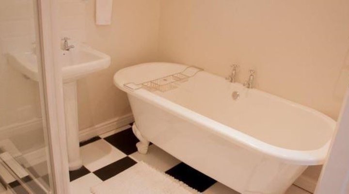 Somerset Guest House