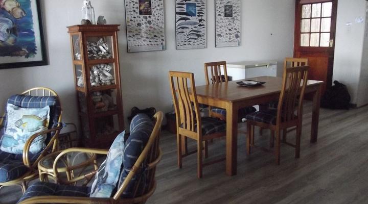 Hibbers on the beach