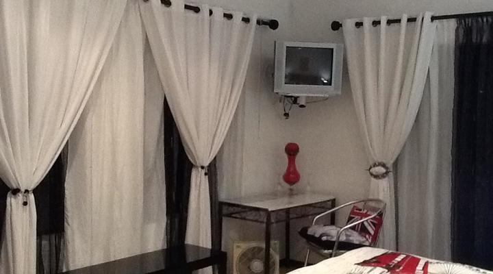 Mi-Ki Guesthouse at Periwinkle