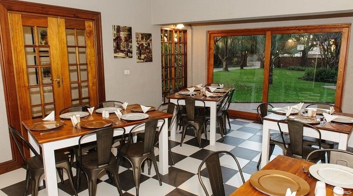 Safari Club SA Lodge
