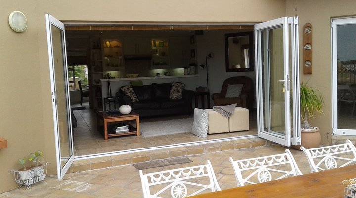 4 Bedroom House in St Francis Bay, South Africa