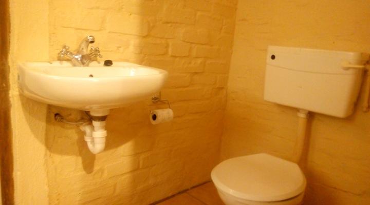 Die Hok Bachelor Flats