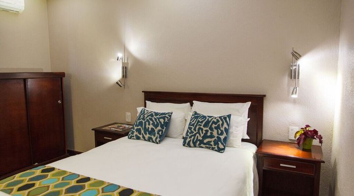 Forever Hotel @ White River