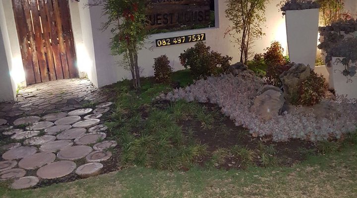 De Zonnebloem Guest House