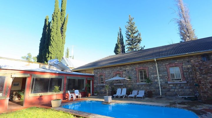 Vineyard Country Lodge