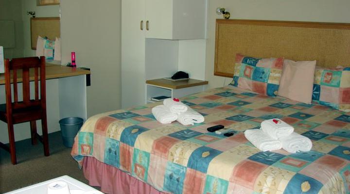 Bakkies Guest House and Conference Centre