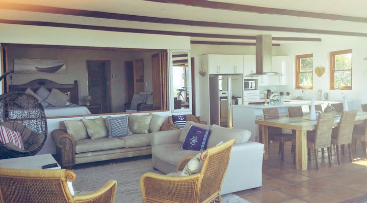 Mountain and Sea Apartment 3