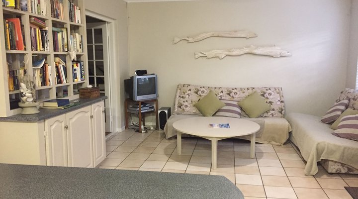 Voelklip Holiday Home ON 5th