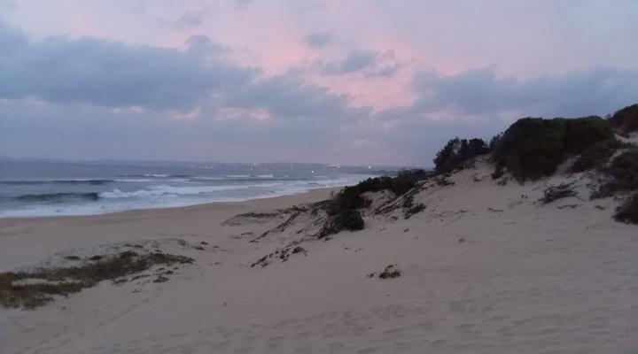 Sunshine Beach Cottage