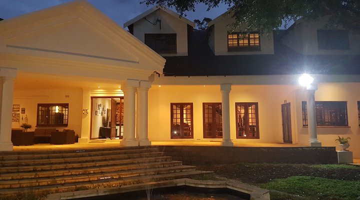 The Crayzee Fish Guesthouse