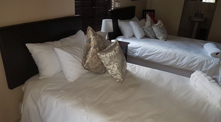 The Crayzee Fish Guesthouse