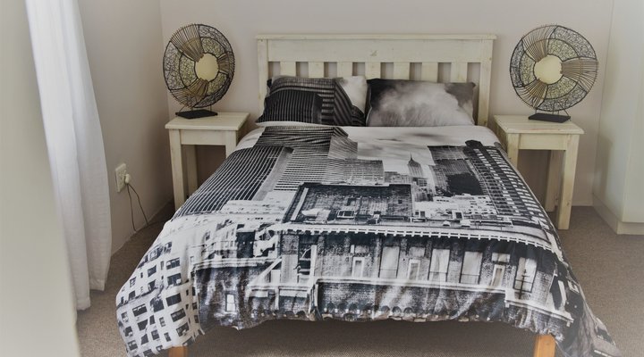 Cera Holiday House