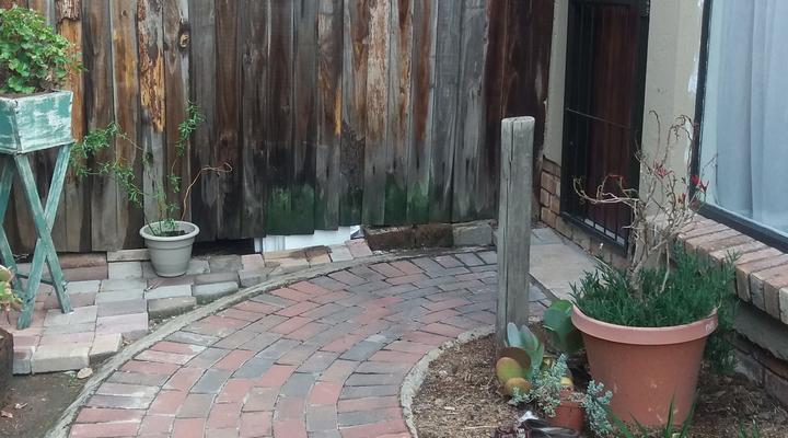 Allen Grove Self Catering