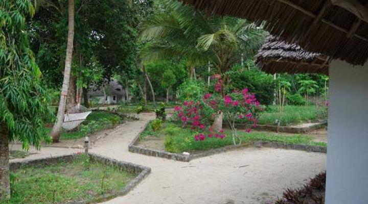 Menai Bay Beach Bungalows 