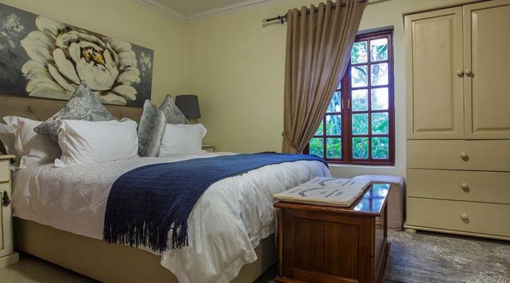 Meraki Country Manor 