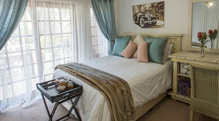 Meraki Country Manor 