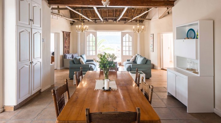 Sea Cottage: House