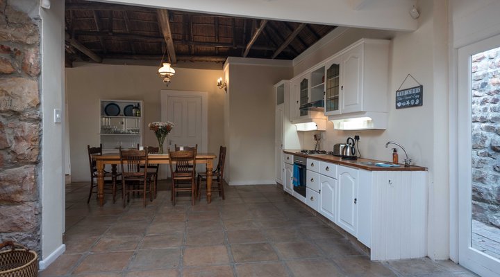 Sea Cottage: House
