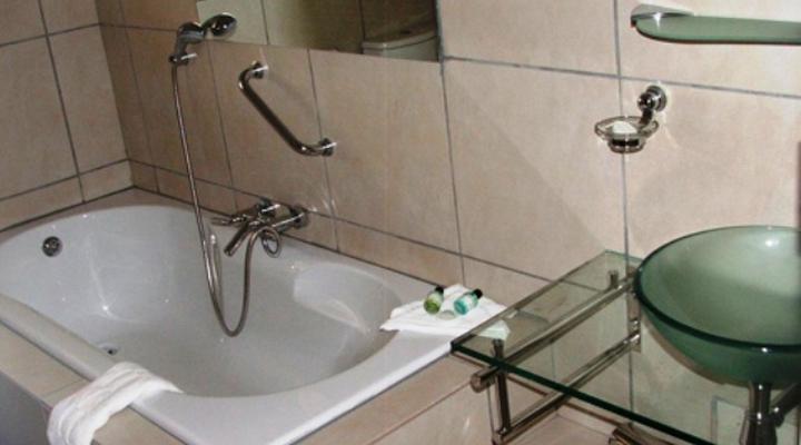 Thaba ya-Metsi Country Estate