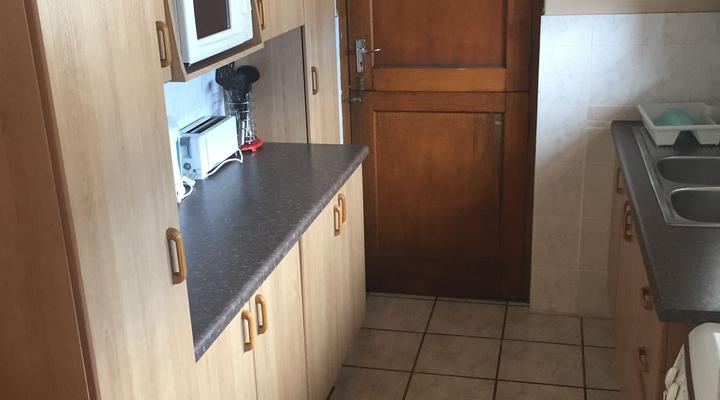 Big Cob Self-Catering Chalets 