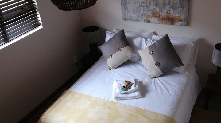 Oceans 32 Guesthouse