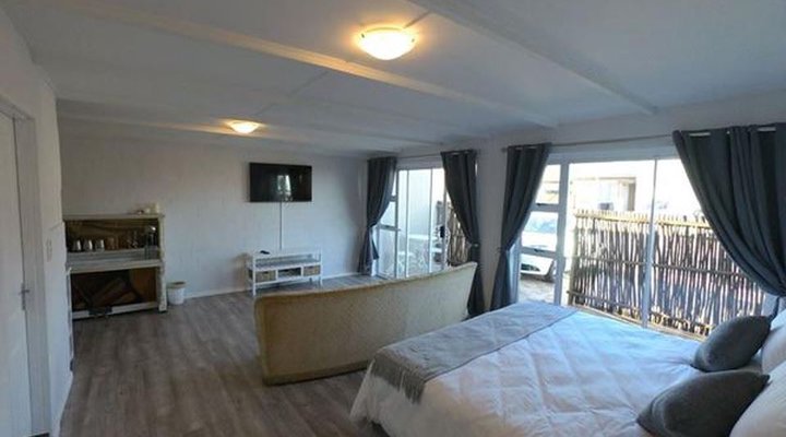 40 On Blue Rock Accommodation Somerset West