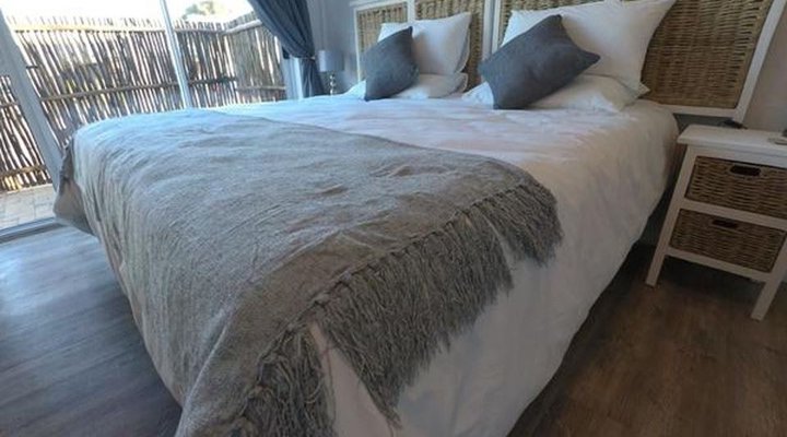 40 On Blue Rock Accommodation Somerset West