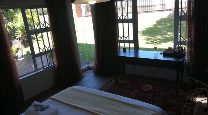 Oceans 32 Guesthouse