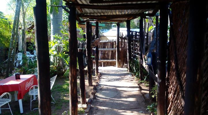 De Plaas Guest House