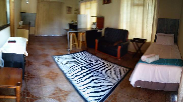 De Plaas Guest House