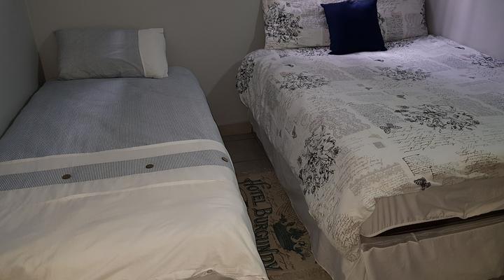 Brownstone Backpackers