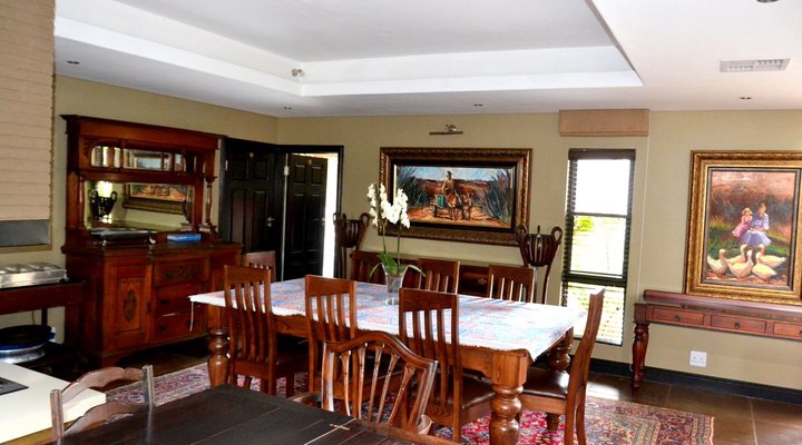 The Gables - Zebras on your doorstep!