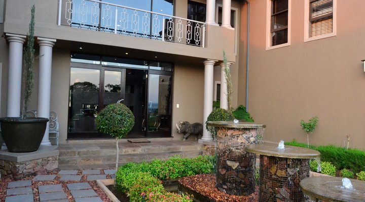 The Gables - Zebras on your doorstep!