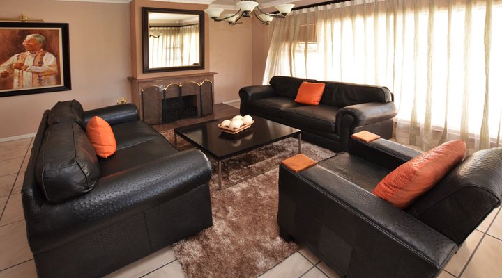 Balmoral Luxury Lodge