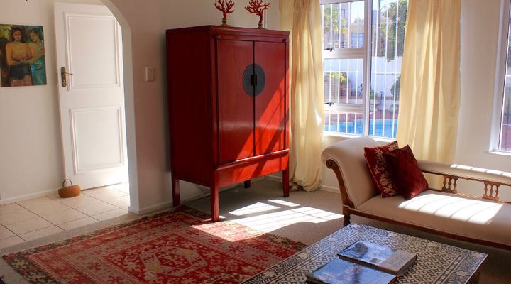 Beach house charm, Blouberg Beaches close by