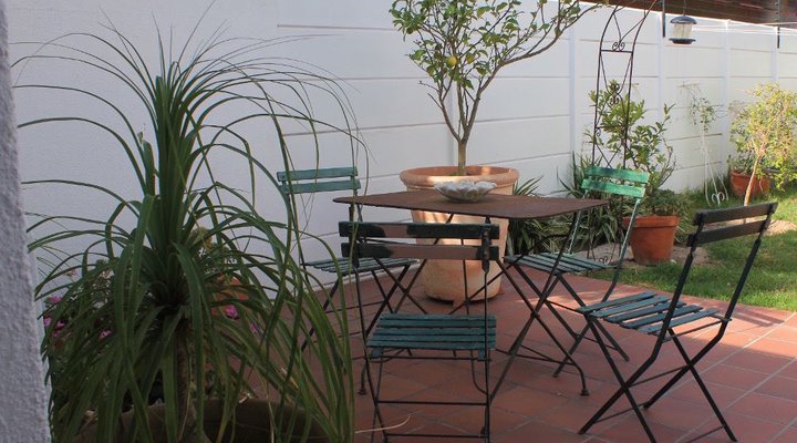 Beach house charm, Blouberg Beaches close by