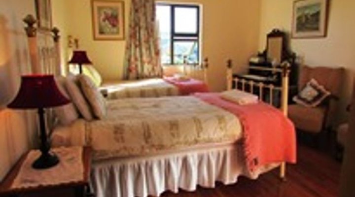 18A Eagles View House