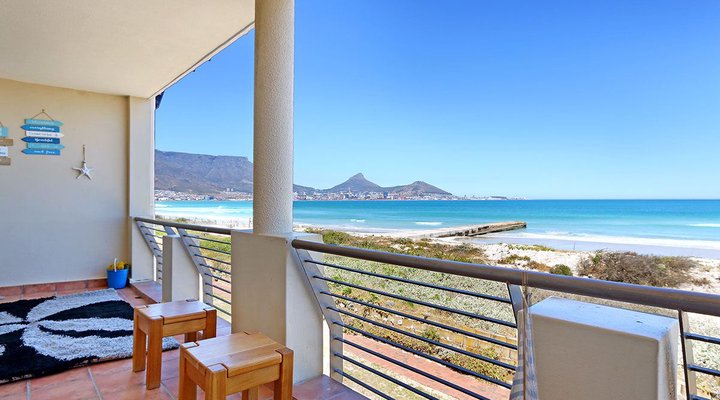 Leisure Bay 205