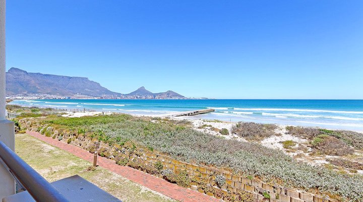 Leisure Bay 205