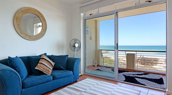 Leisure Bay 205