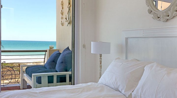 Leisure Bay 205