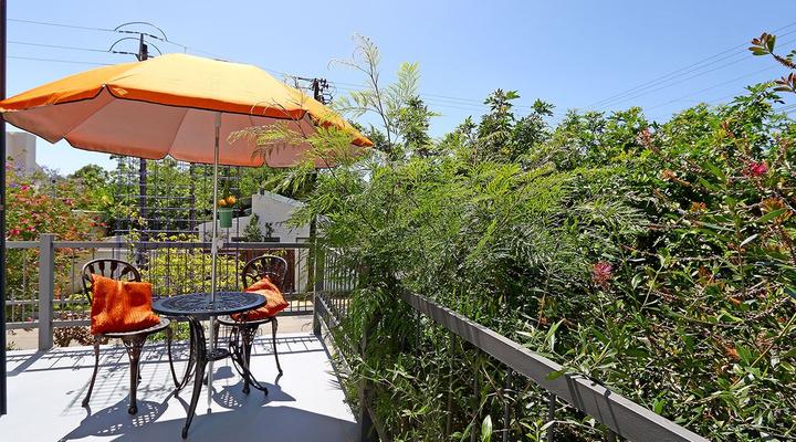 The Guesthouse @ Kopke Classic Cars