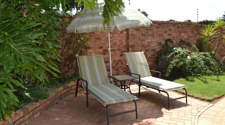 The Lazy Grape Guest Lodge & Spa