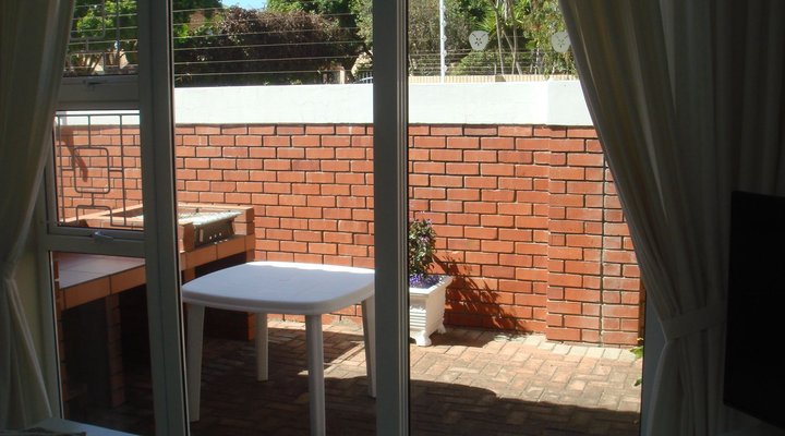 Loftwood Guest Cottage