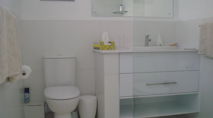 Loftwood Guest Cottage