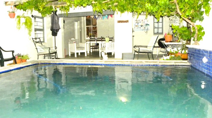 Daisy Darling Bed & Breakfast