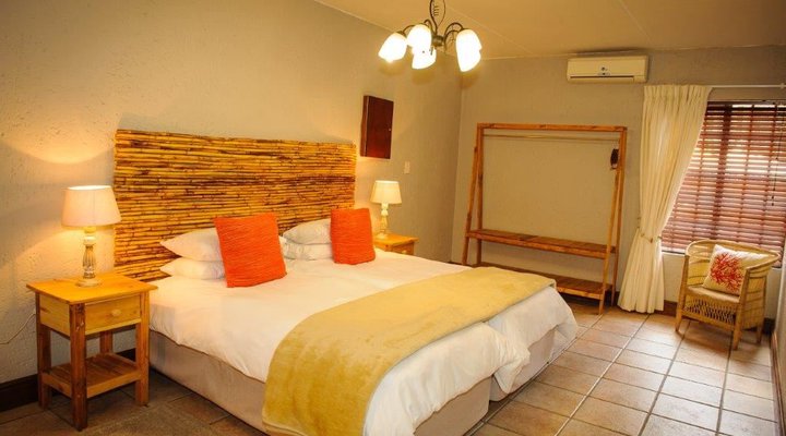 Safari Club SA Lodge