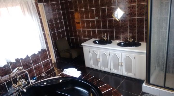 Lapeng Village Guesthouse