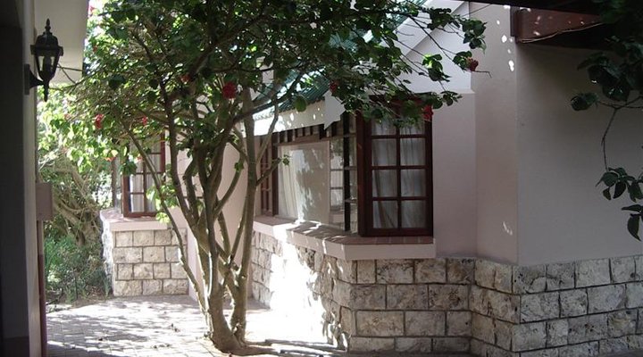 Hibiscus House Bed and Breakfast